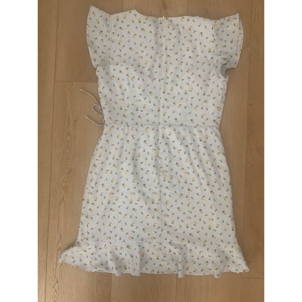 NWT LOFT Blue Gingham Floral Wrap Dress Flutter Sleeve Size 10P - Picture 3 of 7
